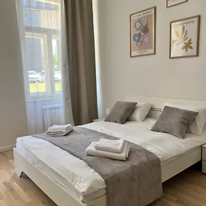  Apartamento The Best